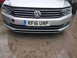 Bara Spoiler Fata Completa cu Locas Pentru Senzori de Parcare Volkswagen Passat B8 2015 - 2020 Culoare LA7W [Q0450]