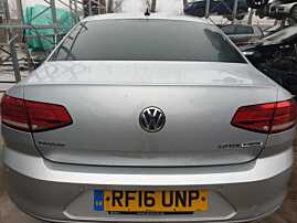 Capota Portbagaj Volkswagen Passat B8 2015 - 2020 Culoare LA7W [Q0456]