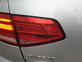 Tripla Lampa Stop Stanga Standard de pe Capota Portbagaj Volkswagen Passat B8 Berlina Sedan 2015 - 2020 [Q0467]