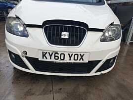 Bara Spoiler Fata Completa cu Grila si Emblema Seat Altea XL 2009 - 2015 Culoare LB9A [K9927]