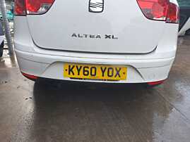 Bara Spoiler Spate Fara Locas Senzori Seat Altea XL 2009 - 2015 Culoare LB9A [K9935]