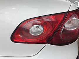 Tripla Lampa Stop Dreapta Standard de pe Capota Portbagaj Volkswagen Passat CC 2008 - 2012 [K9981]