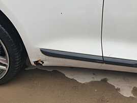 Bandou Ornament Plastic de pe Aripa Caroserie Dreapta Spate Volkswagen Scirocco 2008 - 2014 [Q0937]