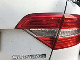Tripla Stop Lampa Dreapta de pe Haion Hayon Portbagaj Skoda Superb 2 Hatchback Berlina FL Facelift 2013 - 2015 [Q1653]