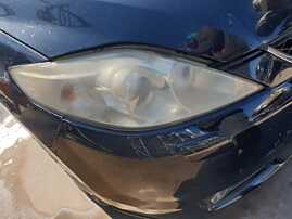 Far Dreapta cu Lupa si Xenon Mazda 5 2005 - 2010 [Q2277]