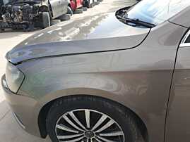 Aripa Stanga Fata Volkswagen Passat B7 2010 - 2015 Culoare LA8X [K2074]