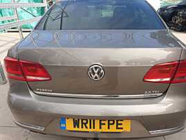 Capota Portbagaj Dezechipata Volkswagen Passat B7 Berlina Sedan 2010 - 2015 Culoare LA8X [Q2133]
