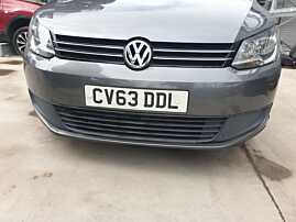 Bara Spoiler Fata cu Grile Volkswagen Touran 1T3 2010 - 2015 Culoare LD7R [C9185]