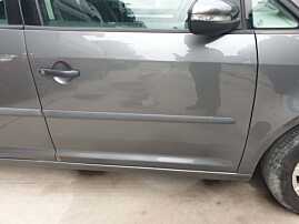 Usa Usi Portiera Portiere Dreapta Fata Dezechipata Volkswagen Touran 1T3 2010 - 2015 Culoare LD7R (inceput rugina) [Q2154]