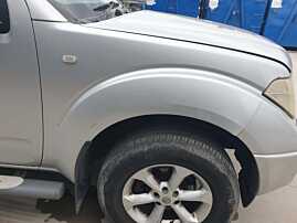 Aripa Dreapta Fata cu Imperfectiuni Nissan Navara D40 2005 - 2015 Culoare KL0 [Q2556]