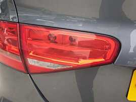 Tripla Stop Lampa Stanga de pe Haion Hayon Portbagaj Audi A4 B8 B8.5 Berlina Sedan FL Facelift 2012 - 2015 [Q2439]