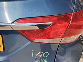 Tripla Lampa Stop Dreapta de pe Hayon Haion Portbagaj Hyundai i40 Break Wagon Non Facelift NFL 2011 - 2015 [Q2465]
