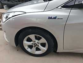 Aripa Stanga Fata Hyundai i40 2011 - 2019 Culoare N3S [Q2513]