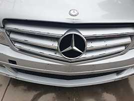 Grila cu Emblema de pe Bara Fata cu Imperfectiuni Mercedes Clasa C Class W204 NFL Non Facelift 2007 - 2011 [Q2849]