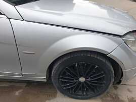 Aripa Dreapta Fata cu Imperfectiuni Mercedes Clasa C Class W204 NFL Non Facelift 2007 - 2011 Culoare C775 775 [K1537]