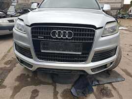 Bara Spoiler Fata Completa cu Grila Emblema cu Spalatoare si Locas Senzori Parcare Audi Q7 4L NFL Non Facelift 2007 - 2009 Culoare LY7W [Q2822]
