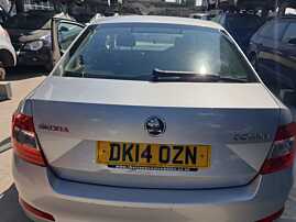 Haion Hayon Capota Portbagaj Dezechipat cu Luneta cu Imperfectiuni Skoda Octavia 3 Hatchback Berlina 2013 - 2020 Culoare LA7W [K5828]
