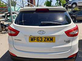 Haion Hayon Capota Portbagaj Dezechipat cu Luneta Geam Sticla Hyundai ix35 2009 - 2015 Culoare TCW [Q2948]