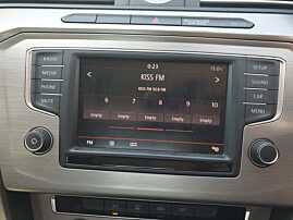 Display Ecran Radio CD Player Multimedia Volkswagen Passat B8 2015 - 2023 [Q3061]