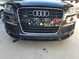 Bara Spoiler Fata Completa cu Grila Emblema cu Spalatoare si Locas Senzori Parcare Audi Q7 4L NFL Non Facelift 2007 - 2009 Culoare LZ9Y [C6294]