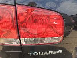 Tripla Stop Lampa Stanga de pe Haion Hayon Portbagaj Volkswagen Touareg 7L NFL Non Facelift 2003 - 2007 [C9674]