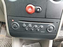 Radio CD Player Renault Grand Modus 2004 - 2012 [Q3359]