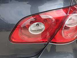 Stop Lampa Tripla Dreapta de pe Capota Portbagaj Volkswagen Passat CC 2008 - 2012 [C3868]