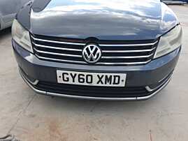 Bara Spoiler Fata cu Locas Senzori de Parcare si Grile Inferioare Volkswagen Passat B7 2010 - 2015 Culoare LK7X [K2072]