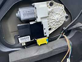 Motoras Macara Electrica Usa Portiera Stanga Fata Peugeot 307 2002 - 2008 Cod 9649911180 [A1171]