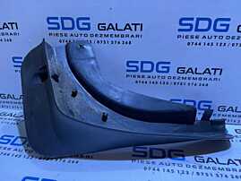 Aparatoare Protectie Noroi Roata Janta Dreapta Fata Ford Kuga 1 2008 - 2013 Cod 8V4J-16A262-AD 8V4J16A262AD