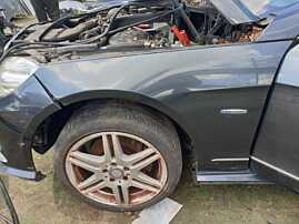 Aripa Stanga Fata Mercedes Clasa E Class W212 2009 - 2016 Culoare C755 [LC1920]