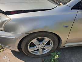 Aripa Stanga Fata cu Defect Toyota Avensis T25 2003 - 2009 Culoare 1C0 [C8999]