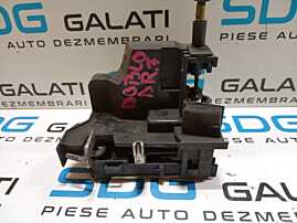 Incuietoare Broasca pentru Usa Portiera Dreapta Fata Fiat Doblo 2000 - 2010 [M7283]