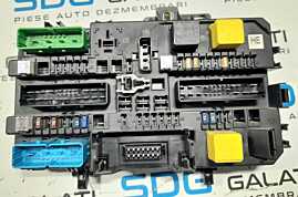 Unitate Calculator Panou Tablou Relee Sigurante Opel Astra H 2004 - 2010 Cod 13206757 HE [N0075]