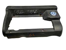 Capac Plastic Protectie Motor Volkswagen Bora 1.4 16v 1998 - 2005 Cod 036103925AA [L5101]