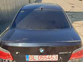 Capota Portbagaj Cu Eleron BMW Seria 5 E60 2003 - 2010 Cod Culoare Carbonschwarz Metallic