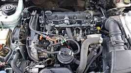 Chiulasa Chiuloasa Echipata cu Ax Supape Tacheti Peugeot 206 2.0 HDI RHY 1998 - 2006