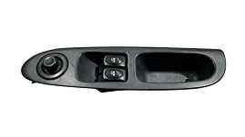 Panou Consola Comanda Buton Butoane Geamuri Renault Clio 2 Symbol FL FaceLift 2002 - 2006 ( Ureche Rupta ) Cod 8200507734 [L5837]
