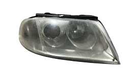 Far Dreapta EUROPA cu Lupa FARA Xenon Volkswagen Passat B5 FL FaceLift 2000 - 2005 (Ureche Rupta) Cod 206243B [L5829]