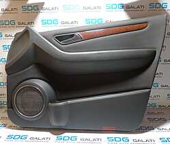 Panou Tapiterie Fata Interioara de la Usa Portiera Dreapta Fata Pasager Mercedes Clasa A Class W169 2004 - 2012 Cod A1697201670 W169225008 [M5915]