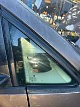 Geam Sticla Fix de pe Aripa Caroserie Dreapta Fata Volkswagen Touran 1T3 2010 - 2015 [C8105]