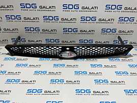 Grila cu Sigla Emblema Bara Spoiler Fata Ford Focus 1 1998 - 2004 Cod 98AB8200CH 98AB-8200-CH [L2620]