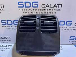 Gura Grila Aer Aerisire Ventilatie Cotiera Mercedes Clasa C Class W204 2007 - 2014 Cod A2048300954