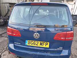 Haion Hayon Capota Portbagaj Dezechipat cu Luneta Geam Sticla Volkswagen Touran 1T3 2010 - 2015 Culoare LA5H [C9194]