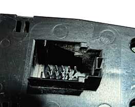 Consola Panou Buton Butoane Comenzi Geamuri Electrice Sofer BMW Seria 1 F20 2010 - 2019 Cod 9208110-01 [LR6484]