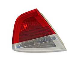 Stop Tripla Lampa Stanga de pe Capota Portbagaj Haion BMW Seria 3 E90 2005 - 2008 Cod 6937459 [LR6594]