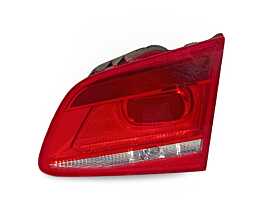Stop Lampa Tripla Interior Dreapta Volkswagen Passat B7 Berlina Sedan 2010 - 2015 Cod 3AE945094J [LR6597]