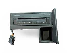 Magazie CD-Uri CD Changer Volkswagen Touran 1T1 1T2 2003 - 2010 Cod 1T0035110A [LR6859]