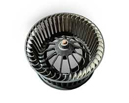 Ventilator Habitaclu Motoras Aeroterma Ford Focus 2 2004 - 2012 Cod 4M5H-18456-CC, 4M5H18456CC [LR7307]