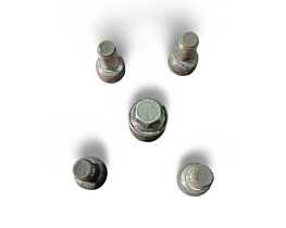 Set Prezoane Antifurt Roti cu Cheie Volkswagen Passat B6 2005 - 2010 [LR7754]